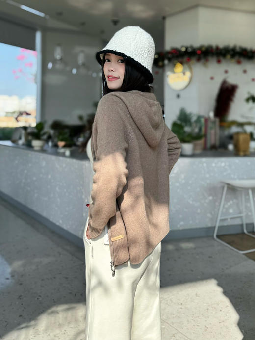 带帽山羊绒拉链外套 9621010007 商品图9