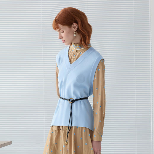 谜底V领针织马甲女2025春季新品文艺风中长款宽松马夹251MZ0310 商品图1