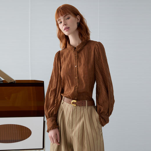 谜底格纹衬衫长袖女2025春季新品复古风微皱肌理感衬衣251MC0109 商品图1