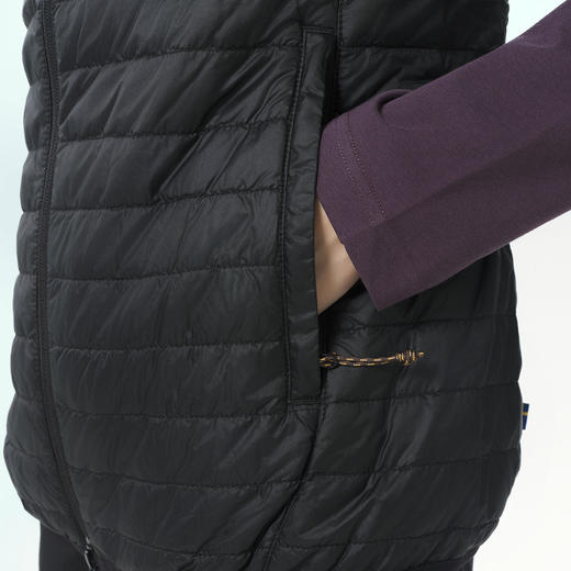 北极狐 女士棉马甲保暖内胆立领背心 2025新款运动轻量马甲89723 商品图2