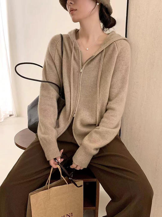 带帽山羊绒拉链外套 9621010007 商品图10
