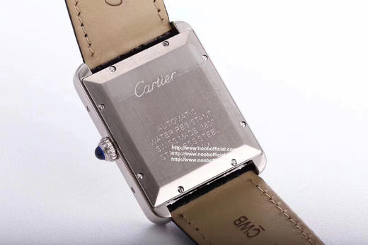 ZF卡地亚坦克系列型号W5200028男士尺寸宽31mmX长40.85mm，正品拆解开模，淬火蓝钢指针，配件达到和正品互换级别，搭载原装进口非常薄身的9015机芯，市面强版本。 商品图11