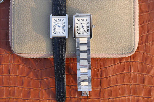 ZF卡地亚坦克系列型号W5200028男士尺寸宽31mmX长40.85mm，正品拆解开模，淬火蓝钢指针，配件达到和正品互换级别，搭载原装进口非常薄身的9015机芯，市面强版本。 商品图0