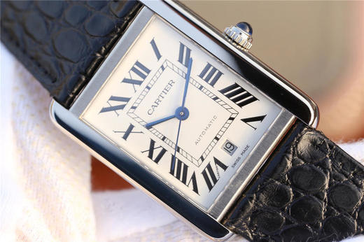 ZF卡地亚坦克系列型号W5200028男士尺寸宽31mmX长40.85mm，正品拆解开模，淬火蓝钢指针，配件达到和正品互换级别，搭载原装进口非常薄身的9015机芯，市面强版本。 商品图10