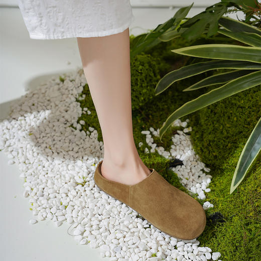 Safiya/索菲娅2025索菲娅咖啡庄园复古软底休闲外穿舒适勃肯凉拖SFD1110407 商品图3