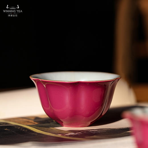 问鼎汝瓷鼎峰系列辛丑胭脂红大葵口杯 商品图0