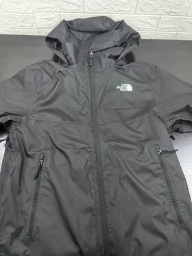 新款正品TheNorthFace北面男款 防水冲锋衣夹克户外时尚透气外套 上身舒适  产地柬埔寨  
尺码 M170码五件