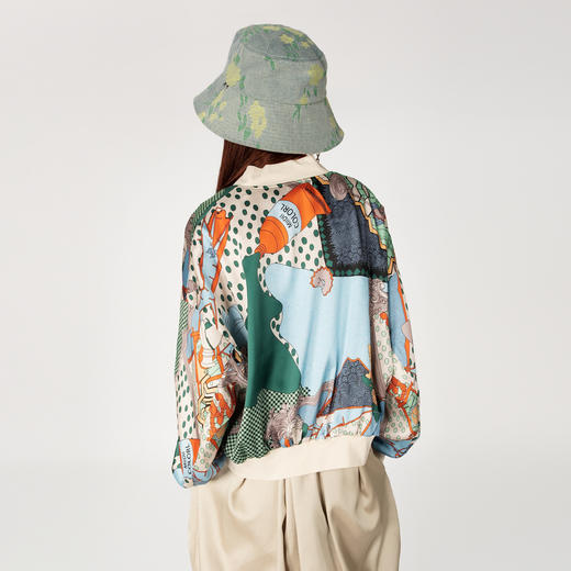 谜底花色短款外套女2025春季新品复古风印花棒球服长袖251MW5005 商品图2