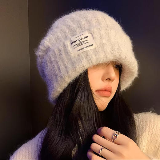 热卖中！春节不打烊【素颜出门神奇】红色帽子秋冬女保暖大头围显脸小冬季贝雷帽针织帽过年帽子，三合一针织堆堆帽。ry 商品图7