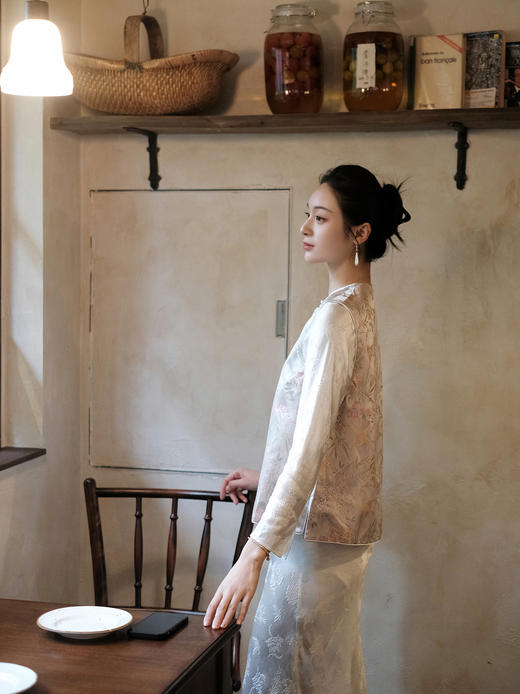 盛唐牡丹 |春燕纹宋锦偏襟马甲 商品图2