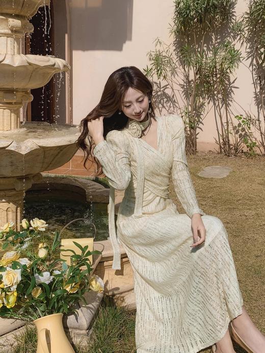 张心子【花期如梦】V领收腰仙气连衣裙 U2501033 商品图1