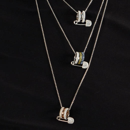 【礼盒礼袋】APM Monaco 别针小蛮腰项链精致锁骨链 商品图5