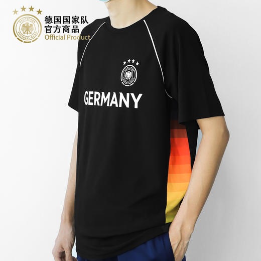 【官方正版】德国国家队 | 速干运动短袖足球迷拼色时尚黑T恤 商品图3