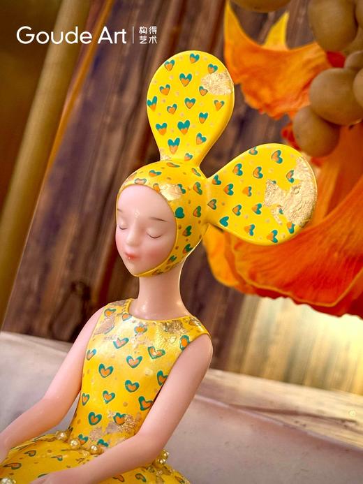 杨燕《me time-坐姿》然女孩 商品图3