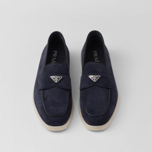 PRADA 普拉达 男士珐琅金属三角徽标绒面革乐福鞋 蓝色 2DG124 1103 F0008 商品图2