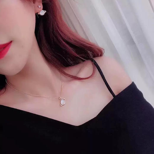 【礼盒礼袋】APM Monaco 粉色星球项链精致锁骨链 商品图8