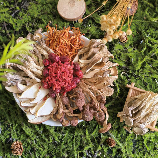 巴山鹿茸菌汤包65g 菌汤火锅底料鹿茸菌蛹虫草7种食材精选菌菇包菌汤包 商品图1