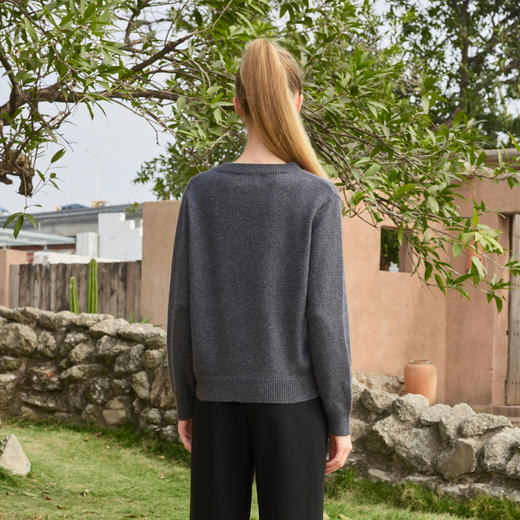 半身缘女装 春季刺绣舒适合身亲肤柔软羊毛开衫251113U01213421 商品图4