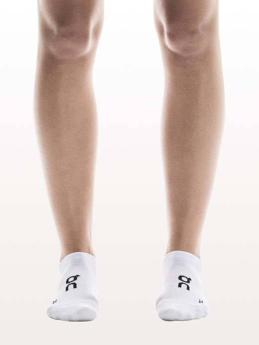 On 昂跑 Core Run Sock Low 2P 低帮跑步袜 商品图2