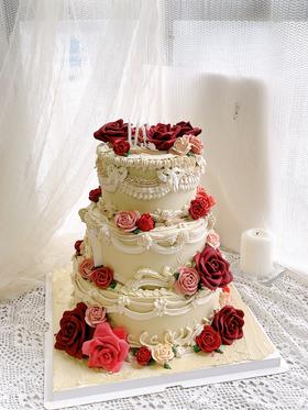 复古玫瑰裱花3层蛋糕