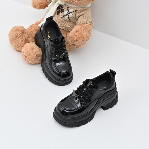 经典鲨女鞋2025年春款百搭圆头厚底粗跟系带防水台单鞋小皮鞋KW279-517081 商品图1