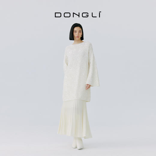 东黎 • 山羊绒女士秋冬钉珠片圆领喇叭袖套衫 4330 商品图4