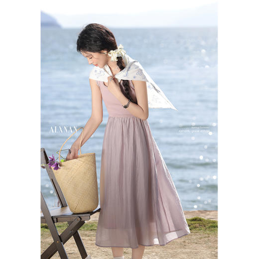 【6折秒杀】鹿向南「白玉紫芝」气质黑色上衣L52926 商品图4