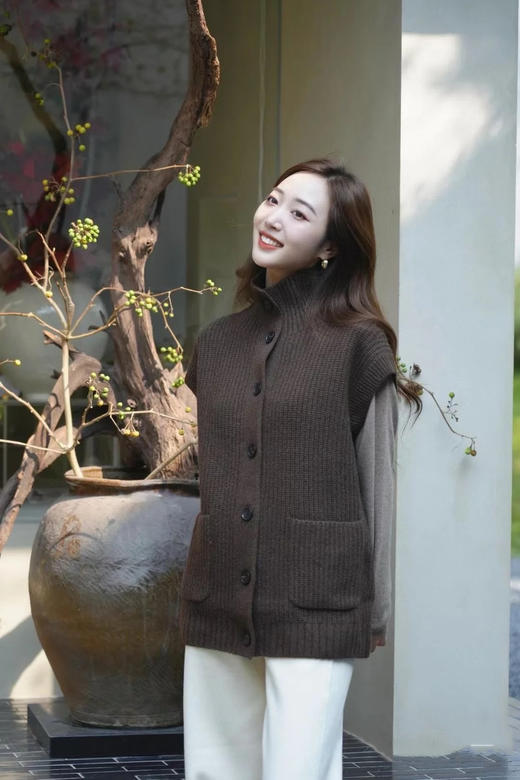 1012-2排他性独家圆正 安可拉红 牦牛绒 背心马甲 我穿L宽松 商品图1