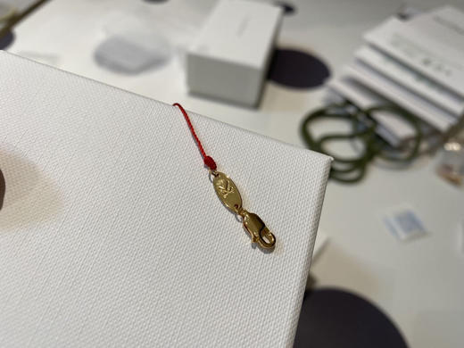 代工厂渠道，REDLINE红绳手链   

满钻手绳蛇年限定 官旗8000+

真心超亮，镶钻蛇造型。

三个颜色，玫瑰金 黄金 银色 商品图9