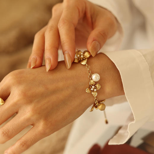 Garden of Eden 伊甸园系列 | 金丝四瓣花手链 商品图1