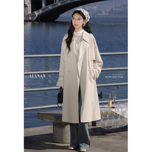 鹿向南「微风情书」米白色长款风衣 商品图1