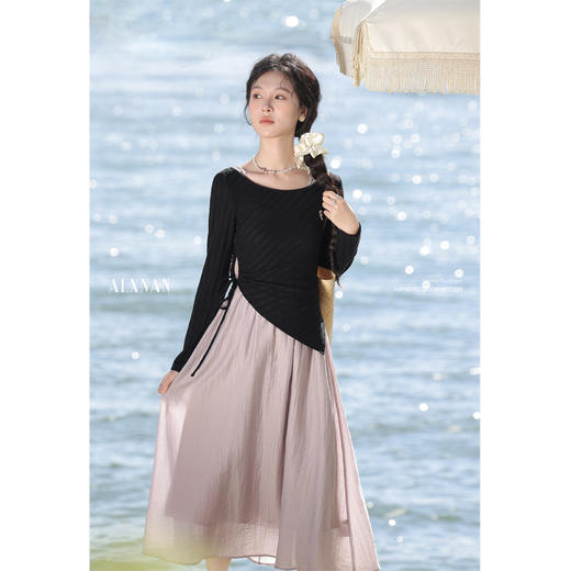 【6折秒杀】鹿向南「白玉紫芝」气质黑色上衣L52926 商品图0