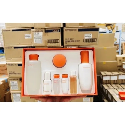 【中文标】韩国雪花秀SULWHASOO滋盈肌本护肤礼盒2件套 （包装随机发）