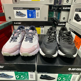 Hi Tec女士户外登山鞋，上脚真的非常轻，非常轻，登山鞋来咯📣女款登山鞋特价来袭🔥🔥美国直邮298元✈️包税包邮到手