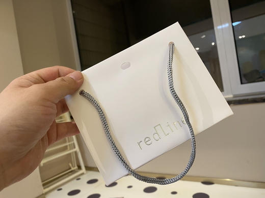 代工厂渠道，REDLINE红绳手链   

满钻手绳蛇年限定 官旗8000+

真心超亮，镶钻蛇造型。

三个颜色，玫瑰金 黄金 银色 商品图10