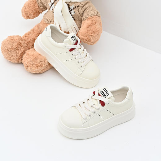 经典鲨女鞋2025年春款百搭圆头韩版舒适平底时尚休闲鞋小白鞋KW142-517011 商品图2