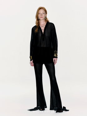 【都柏林狂欢】品牌LOGO植绒设计透视交叉绑带上衣