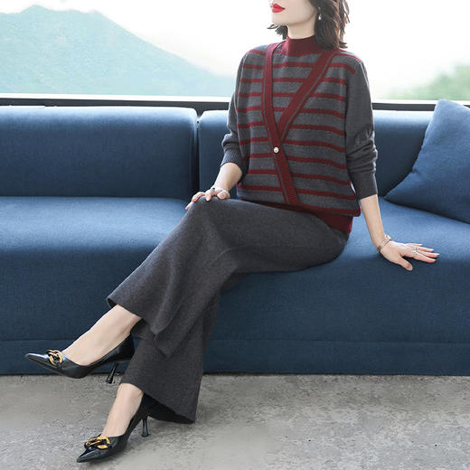 A21-9228条纹假两件针织衫两件套秋冬新款拼色加厚半高领毛衣阔腿裤套装潮 商品图0