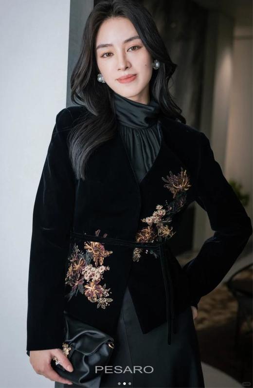 黄慧玲PESARO秋冬外套 42099A05 商品图4