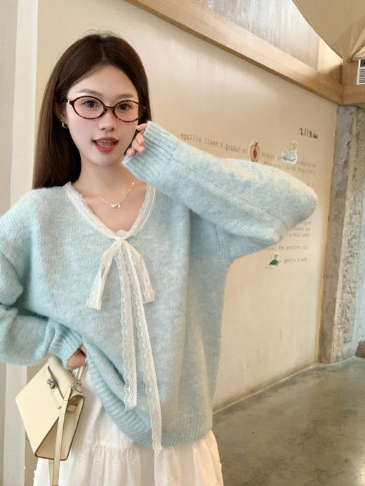 <曾小咸推荐>淡蓝色V领毛衣 日常179.99/件 立减90 秒杀89.99/件！！ 商品图5