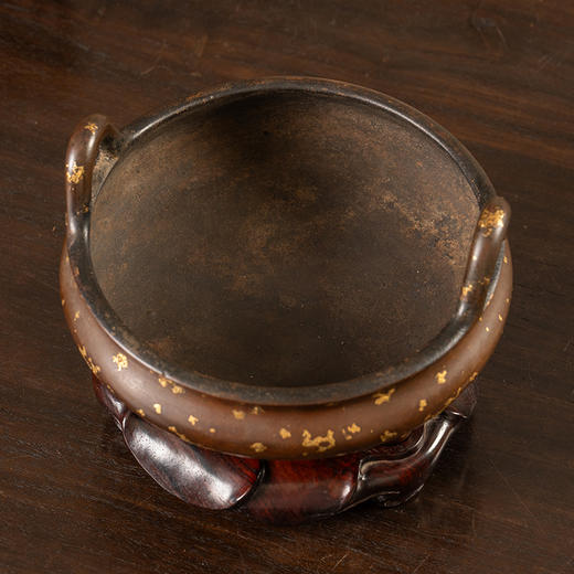 清 铜点金三足冲天耳香炉（红木盖座） 商品图2