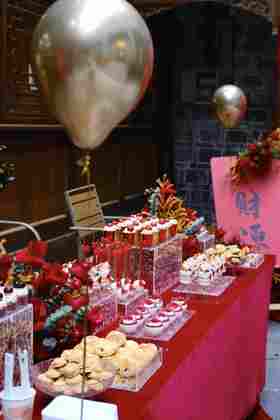 红色系开业茶歇