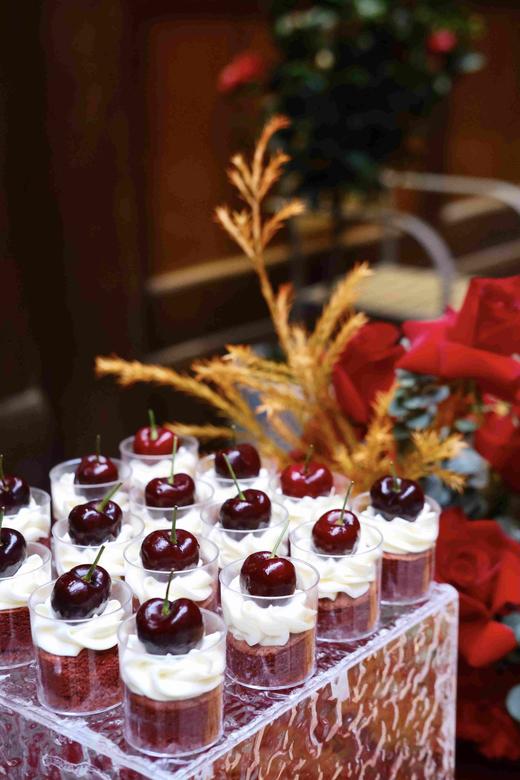 红色系开业茶歇 商品图4