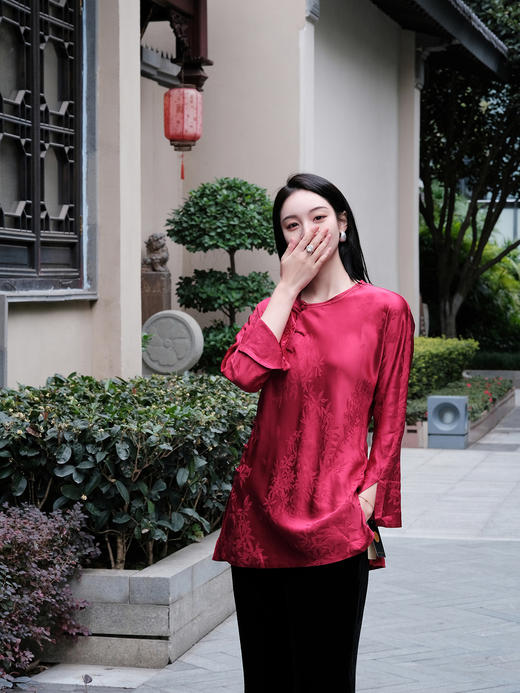 盛唐牡丹| 枫林晚真丝提花上衣 商品图1