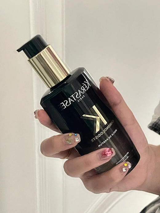 预售2.5号发货【卡诗黑钻护发精油】护发精油中的劳斯莱斯 KÉRASTASE殿堂级美发护发品牌 黑钻护发精油50ML/100ML 养出黑钻水光发!不愧是贵妇们的挚爱强效修护、亮泽柔顺、改善受损发质 商品图0