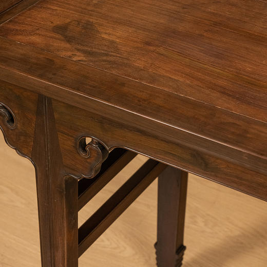 清 红木插肩榫如意云纹翘头案 商品图2