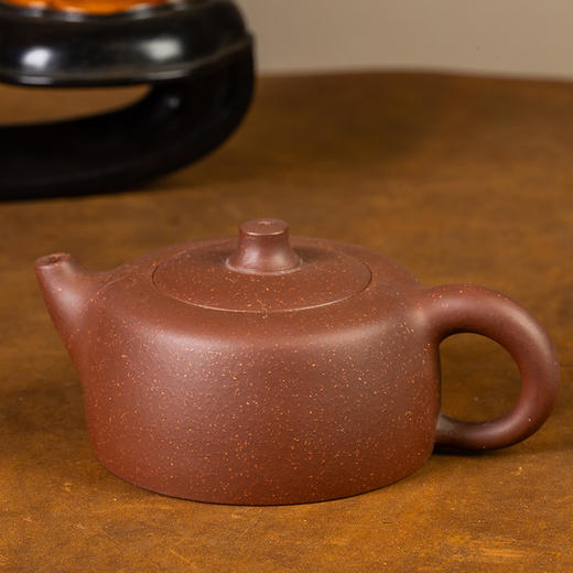 《天际壶》杨志仲 正高级工艺美术师，中国工艺美术师协会会员，江苏省工艺美术协会会员，当代杰出的青年陶艺家 商品图0