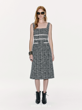 【维多利亚】撞色线条拼接设计小香风收腰连衣裙