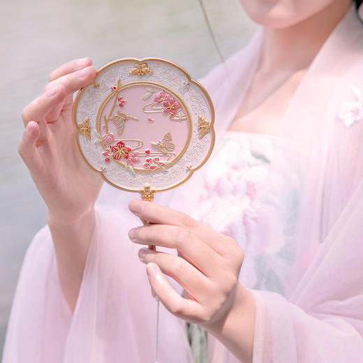 【2月6日~3月10日积分兑换】故宫人面桃花手柄镜手持化妆镜（商城会员可兑） 商品图3