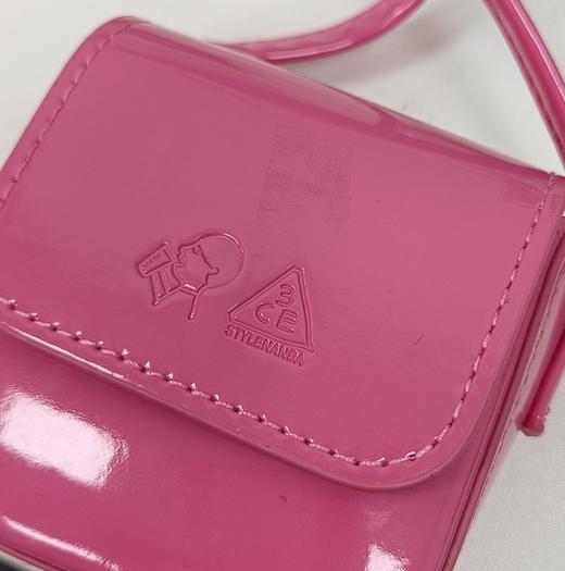 6975313110217 三熹玉3CE 三熹玉 喜茶联名耳机包 商品图2